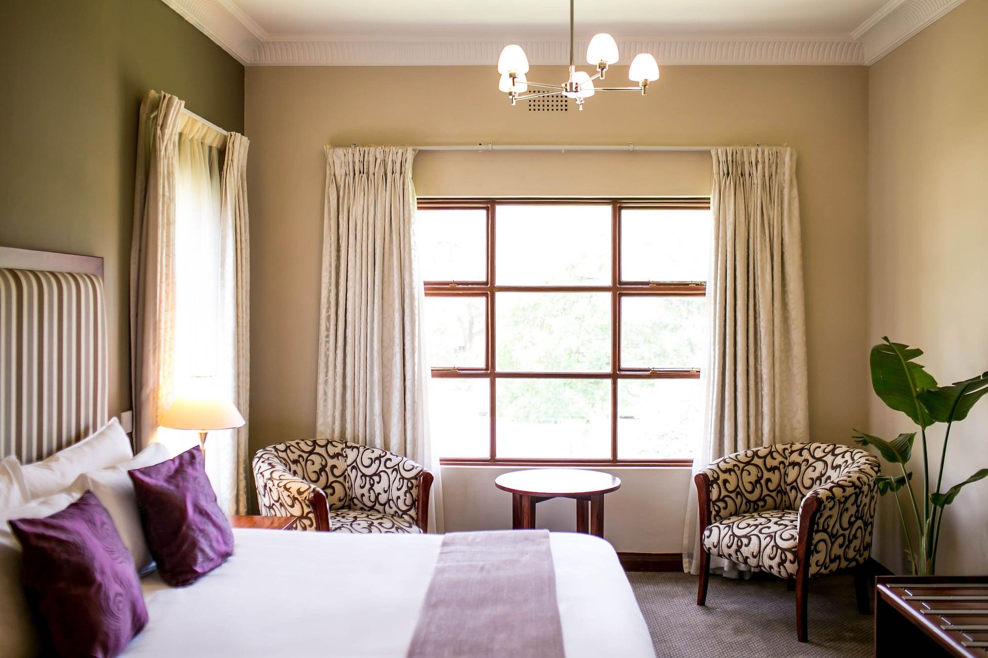 Bronte Hotel Harare Extérieur photo