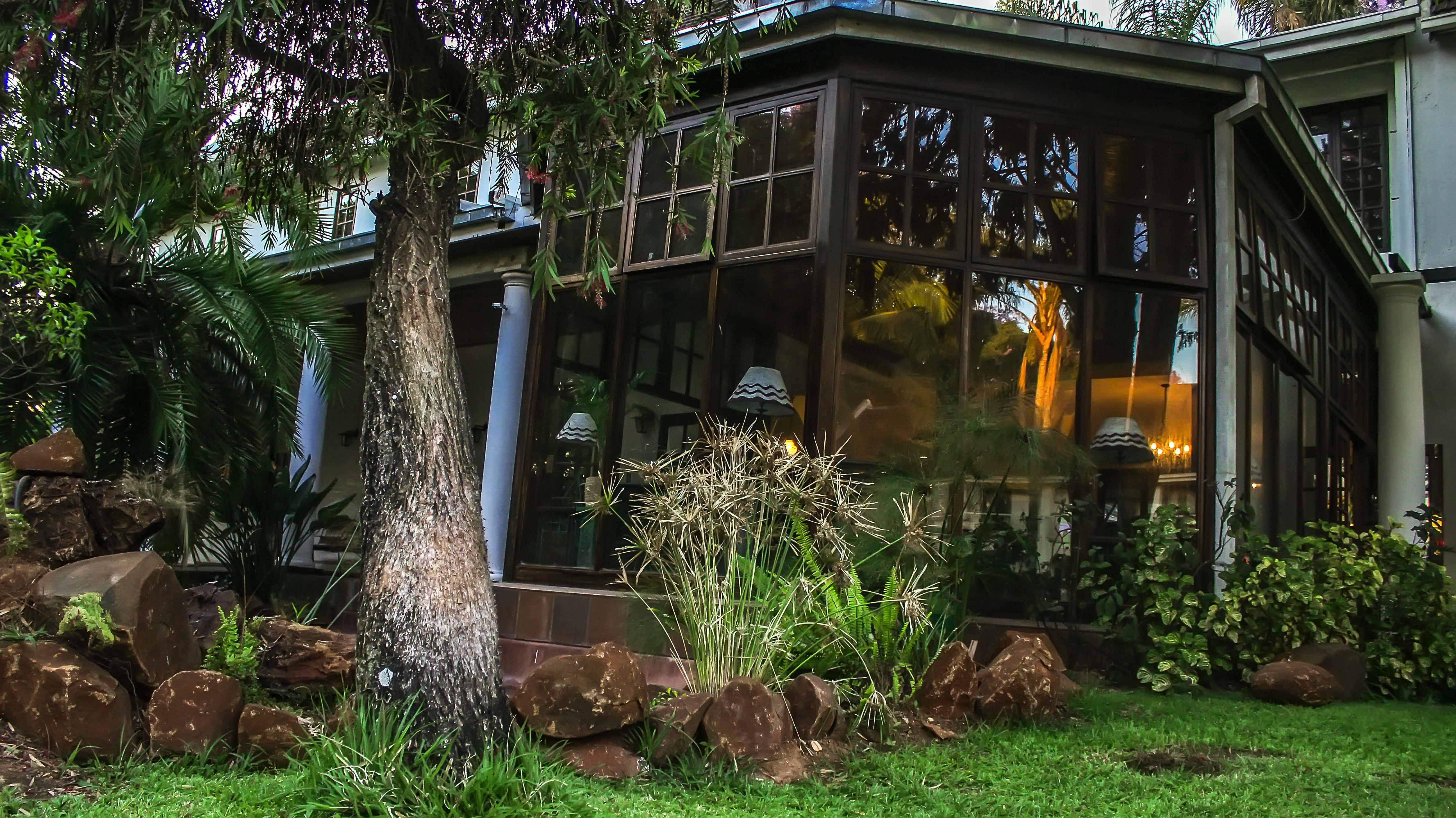 Bronte Hotel Harare Extérieur photo