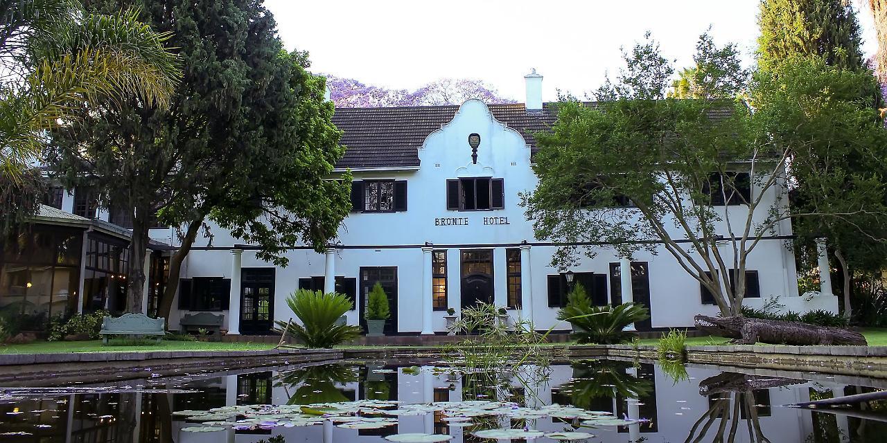 Bronte Hotel Harare Extérieur photo