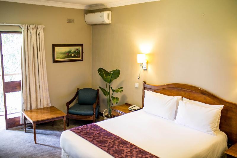 Bronte Hotel Harare Extérieur photo